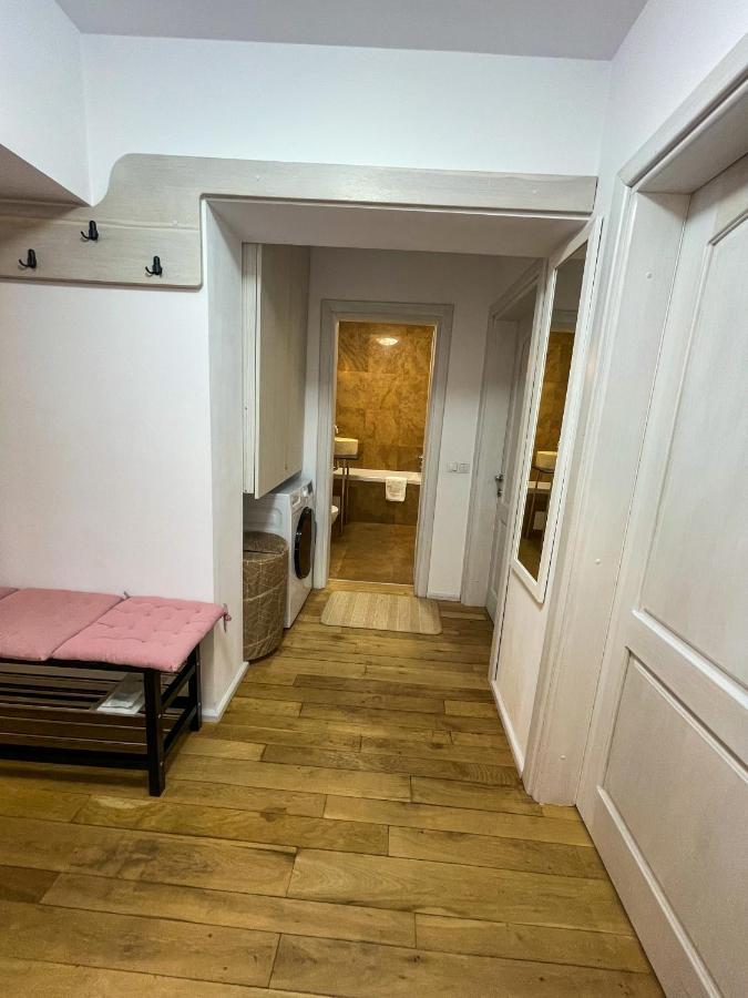 Tudor'S Apartment Бухарест Экстерьер фото
